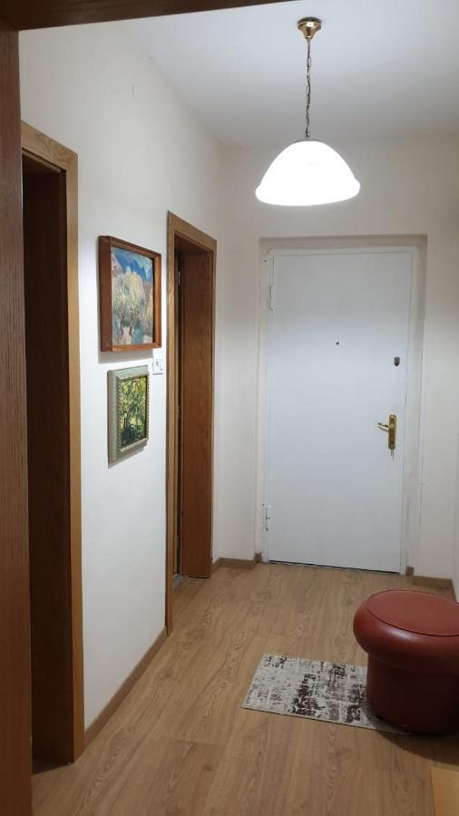 Valentina'S Apartment Tirana Exterior photo